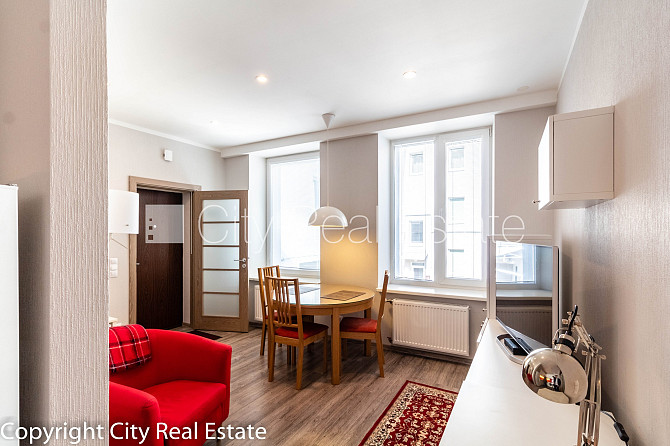 Дом во дворе, реновированный дом, благоустроенный озеленённый двор, закрытый Рига - изображение 18