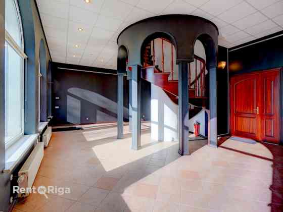 Коммерческие помещения с широкими возможностями использования в Rīga