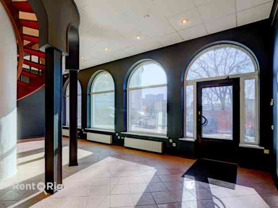 Коммерческие помещения с широкими возможностями использования в Rīga