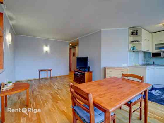 Сдаётся 3комнатная квартира!  Планировку квартиры составляет кухня, совмещённая Рига