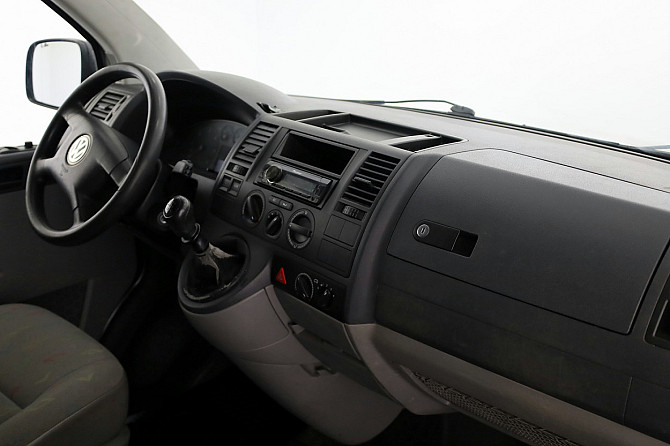 Volkswagen Transporter Passenger 2.5 TDI 96kW Таллин - изображение 5