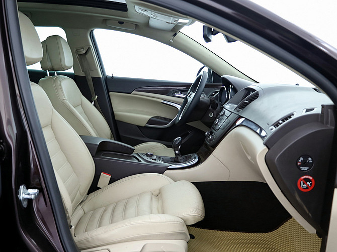 Opel Insignia Sports Tourer Cosmo 2.0 CDTi 118kW Таллин - изображение 6