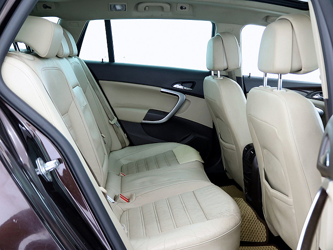 Opel Insignia Sports Tourer Cosmo 2.0 CDTi 118kW Таллин - изображение 7