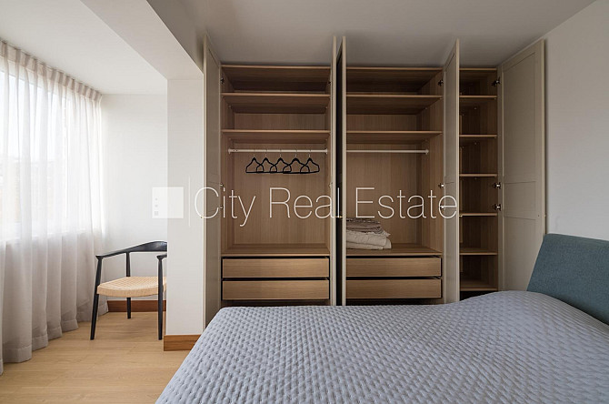 Zeme īpašumā, ķieģeļu mūra sienas, labiekārtota apzaļumota teritorija, vieta Jūrmala - foto 14