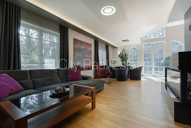 Частный дом, благоустроенная озеленённая территория, подъездная дорога покрыта Рига - изображение 3