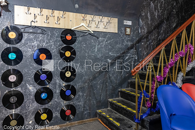 Restaurēta māja, bruģēts piebraucamais ceļš, ieeja no ielas, istabas izolētas 4 gab., Rīga - foto 7