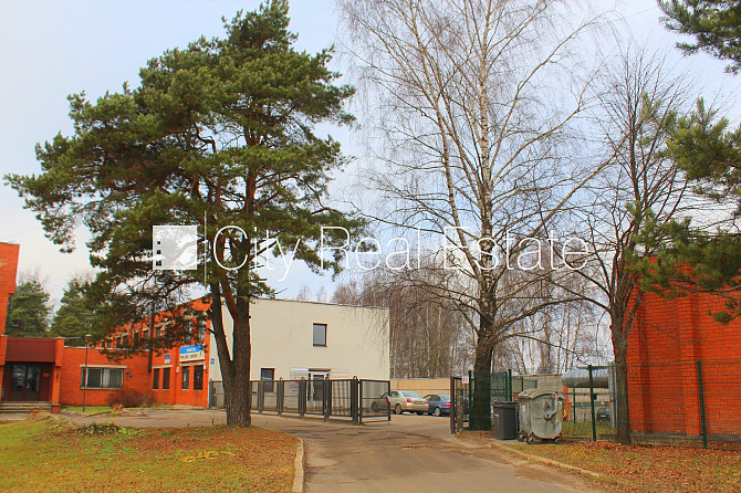 Fasādes māja, slēgts pagalms, iežogota teritorija, vieta vairākām automašīnām, beletāža, Rīga - foto 14