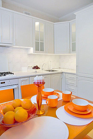 Fasādes māja, renovēta māja, labiekārtota apzaļumota teritorija, ieeja no ielas un pagalma, Rīga - foto 4