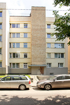 Fasādes māja, renovēta māja, labiekārtota apzaļumota teritorija, ieeja no ielas un pagalma, Rīga - foto 19