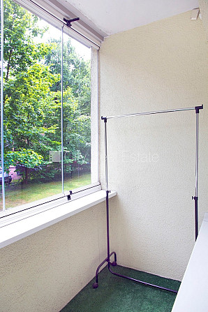 Fasādes māja, renovēta māja, labiekārtota apzaļumota teritorija, ieeja no ielas un pagalma, Rīga - foto 9