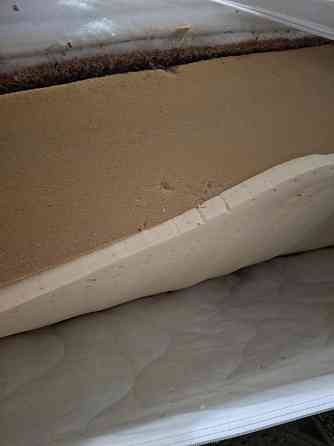 Pardodu matraci labā stāvoklī. ir vasaras un ziemas puse. ziemas puse ir labākā stāvoklī. Sk. arī... Вентспилс