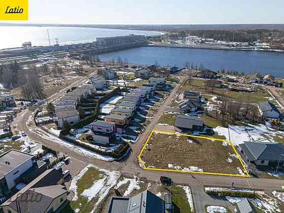 Privātmājas apbūves zemes gabals Zirņu salā pie Daugavas, lieliska vieta mājas būvniecībai dabas tuv Саласпилс