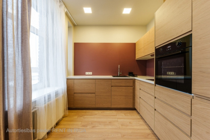 Moderns 2 istabu dzīvoklis  Pilnībā mēbelēts dzīvoklis A. Čaka ielā, pie Ziedoņdārza, piedāvā komfor Рига - изображение 5