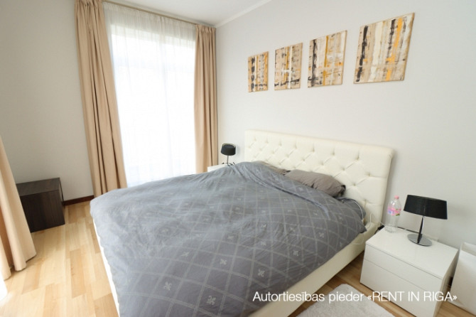 Tiek izīrēts mājīgs un gaišs,  tikko pēc remonta dzīvoklis kluba mājā Jurmala Palace. 1 Jūrmala - foto 4