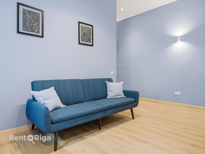 Svaigs 3-istabu dzīvoklis Rīgas centrā!   Pārdomāts plānojums  ieejas halle, viesistaba Rīga - foto 4