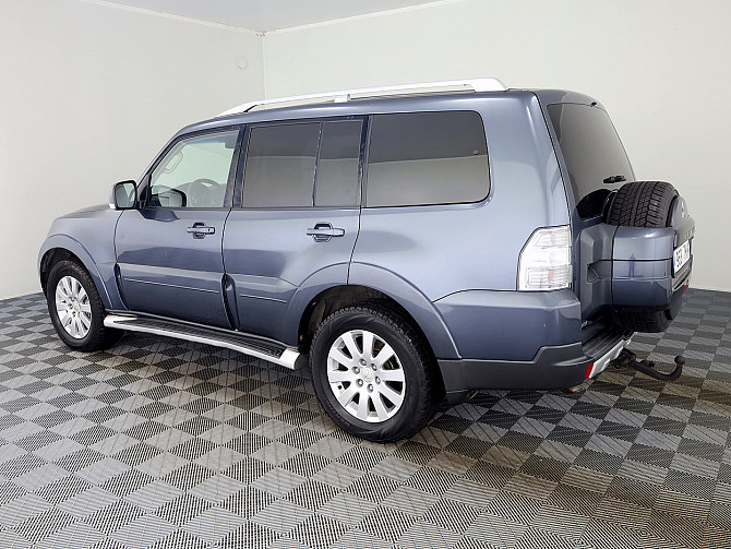 Mitsubishi Pajero Luxury ATM 3.2 Di-D 125kW Таллин - изображение 4