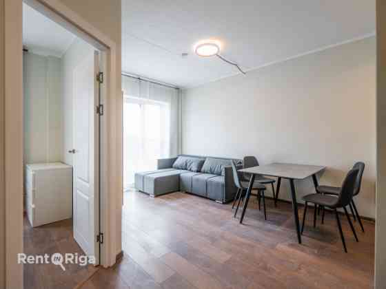 Сдается просторная и светлая 2-комнатная квартира с удобной планировкой. Rīga
