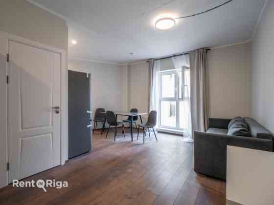 Сдается просторная и светлая квартира-студия с удобной планировкой. Квартира Rīga
