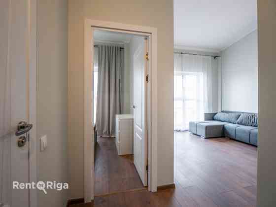 Сдается просторная и светлая 2-комнатная квартира-лофт с высокими потолками и Рига