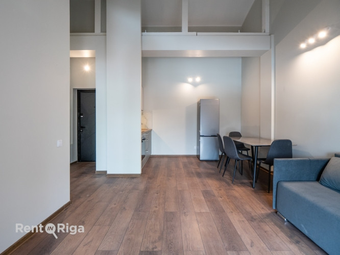 Сдается просторная и светлая 2-комнатная квартира-лофт с высокими потолками и Рига - изображение 3