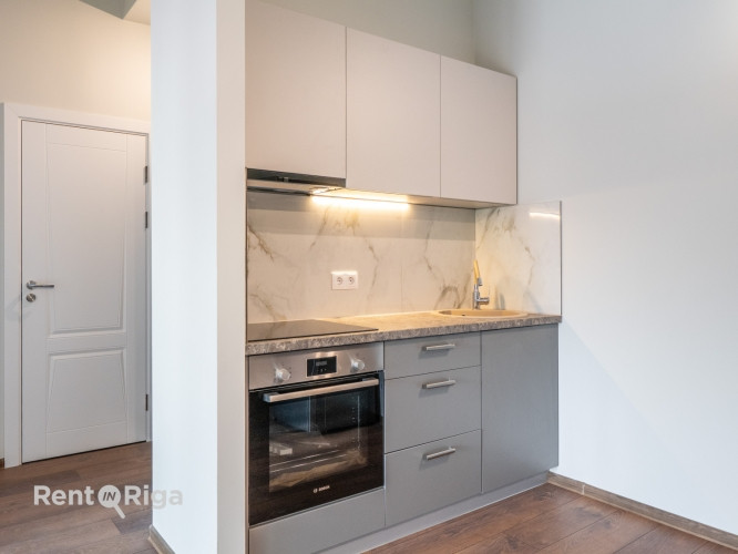 Сдается просторная и светлая 2-комнатная квартира-лофт с высокими потолками и Рига - изображение 5