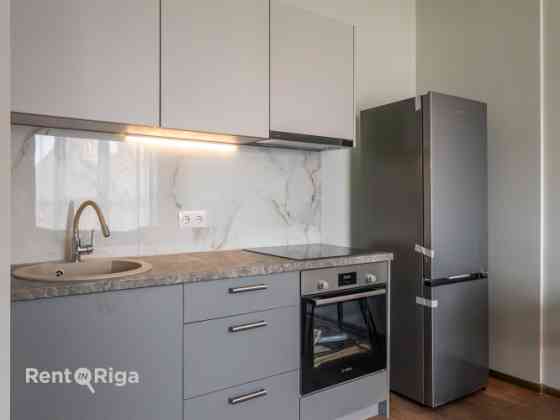 Сдается просторная и светлая 2-комнатная квартира-лофт с высокими потолками и Рига