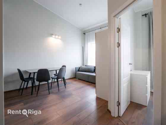 Сдается просторная и светлая 2-комнатная квартира-лофт с высокими потолками и Рига