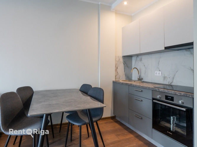 Сдается просторная и светлая 2-комнатная квартира с удобной планировкой. Рига - изображение 2