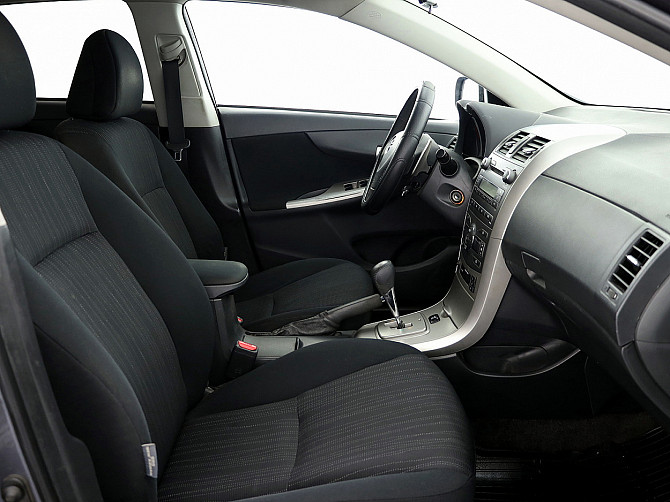 Toyota Corolla Linea Sol ATM 1.6 91kW Tallina - foto 6