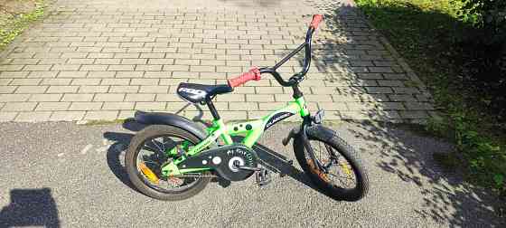 Vienkāršs un drošs bērnu velosipēds pirmajiem braucieniem. Pateicoties stabilam rāmim bērns ātri... Rīga