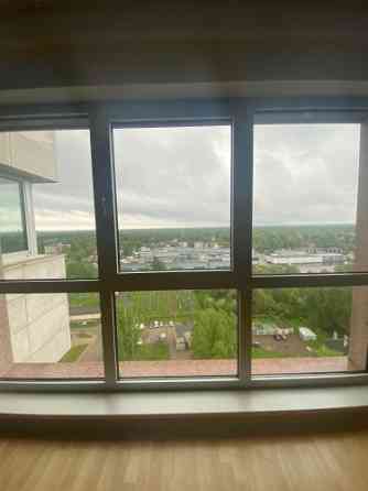 Сдается просторная 3хкомнатная квартира в многоэтажном жилом и деловом Рига