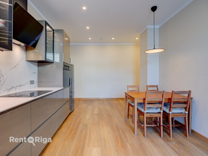 Тишина двора кажется привлекательной, когда всего в нескольких шагах можно Рига - изображение 4