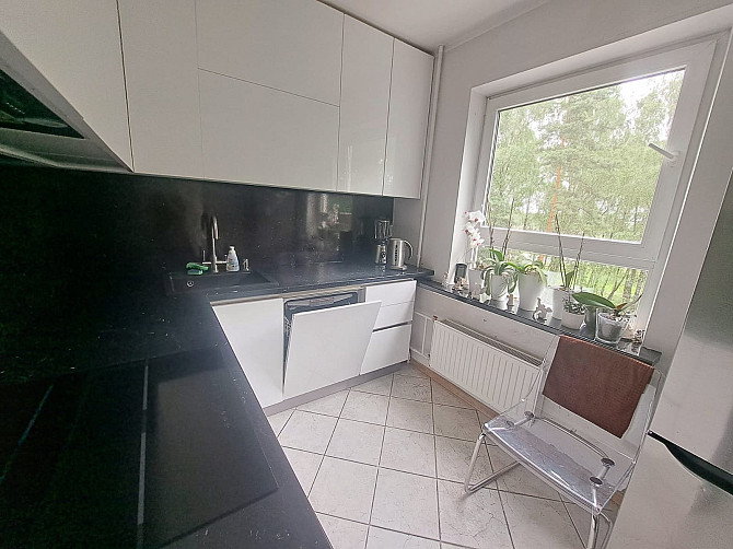 Īpašnieks pārdod gaišu, plašu un mājīgu 3‑istabu dzīvokli 119. sērijas mājā. Zeme zem ēkas -... Rīga - foto 18