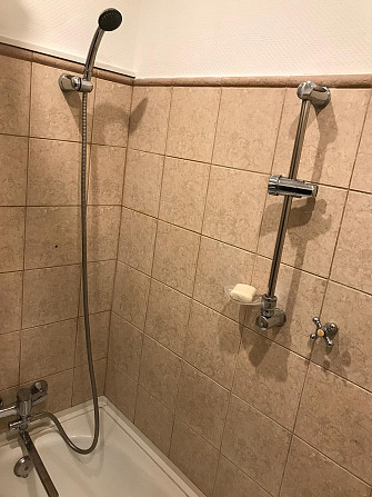 Īpašnieks izīrē kompaktu mājīgu vienistabas dzīvokli ar visām ērtībām piecstāvu ķieģeļu mūra ēkas... Rīga - foto 13