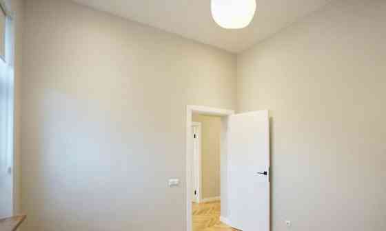 Māja Grīziņkalnā!  Pārdošanā tiek piedāvāta atsevišķi stāvoša māja ar kopējo platību 117 m pašā Rīga Rīga