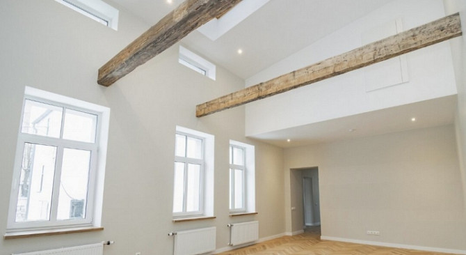 Māja Grīziņkalnā!  Pārdošanā tiek piedāvāta atsevišķi stāvoša māja ar kopējo Rīga - foto 1