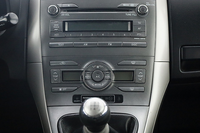 Toyota Auris Linea Sol 1.6 91kW Таллин - изображение 8