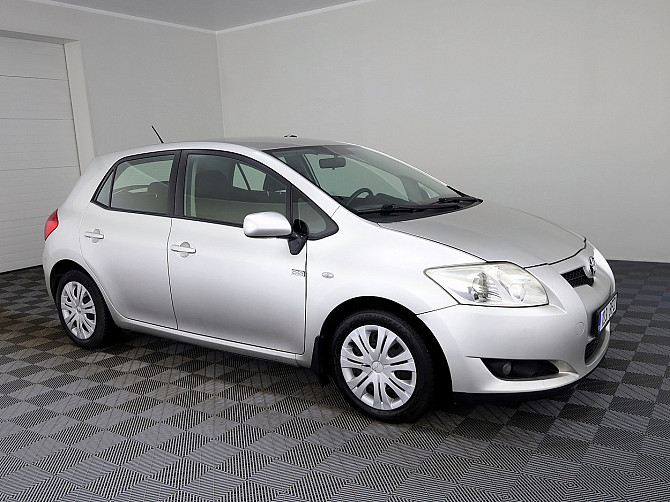 Toyota Auris Linea Sol 1.6 91kW Таллин - изображение 1