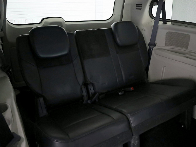 Chrysler Grand Voyager Limited ATM 2.8 CRD 120kW Таллин - изображение 8