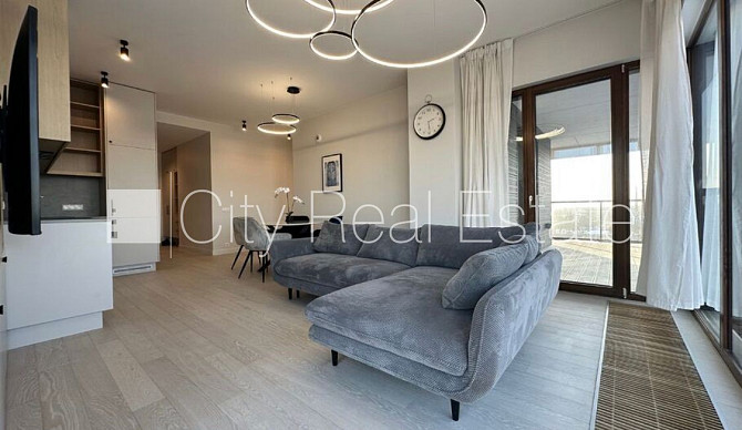 Благоустроенная озеленённая территория, бесплатная стоянка во дворе, одна Рига - изображение 19