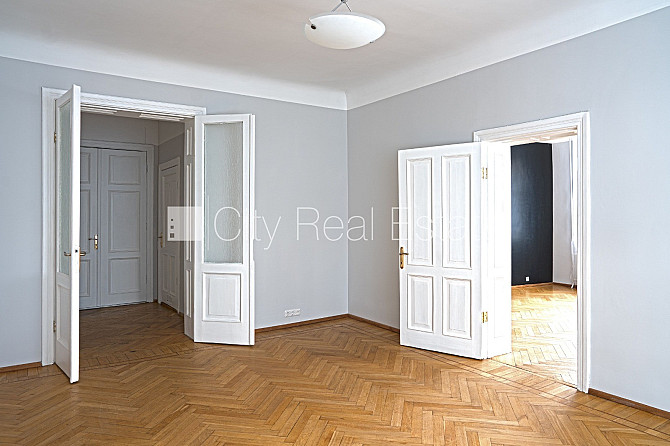 Фасадный дом, окна выходят в обе стороны дома, количество спален 3 шт., Рига - изображение 8