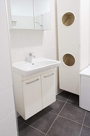 Фасадный дом, окна выходят в обе стороны дома, количество спален 3 шт., Рига - изображение 17