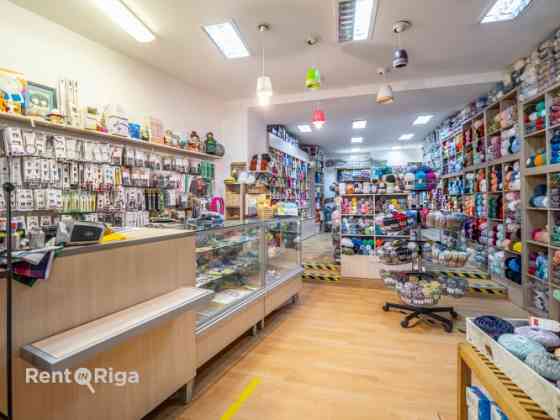 Продаётся полностью сданное в аренду доходное здание в центре Риги  ул. Стабу, 35 Rīga