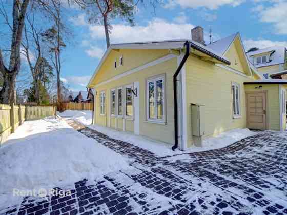 Продаётся одноэтажный дом с земельным участком в самом сердце Юрмалы, в Майори. Юрмала