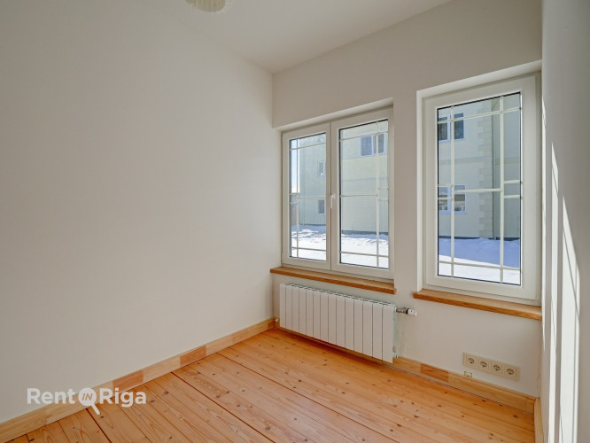 Продаётся одноэтажный дом с земельным участком в самом сердце Юрмалы, в Майори. Юрмала - изображение 8