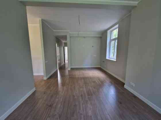 Предлагаем современную 3-комнатную квартиру с полной отделкой в Юрмала