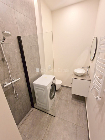 Projekts - Matīsa 38, fasādes māja, renovēta māja, slēgts pagalms, ieeja no ielas, kāpņu Rīga - foto 10