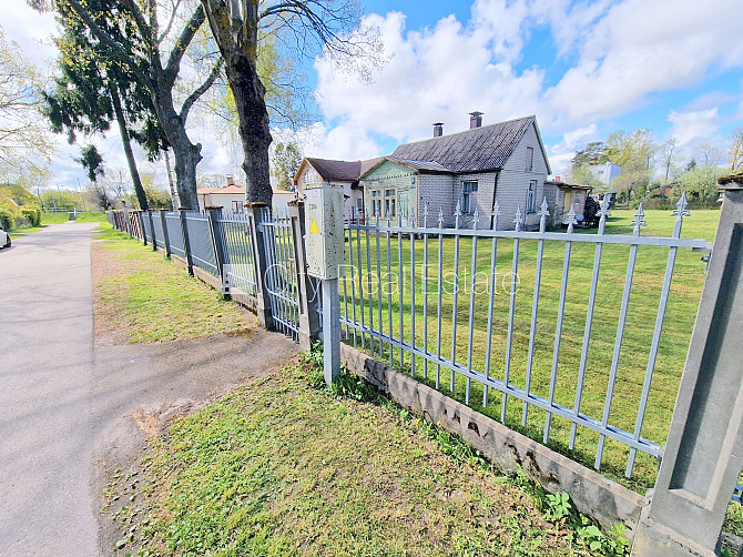 Частный дом, дача, покрытие крыши из шифера, кирпичные стены, благоустроенная Юрмала - изображение 10