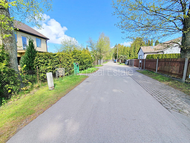 Частный дом, дача, покрытие крыши из шифера, кирпичные стены, благоустроенная Юрмала - изображение 13