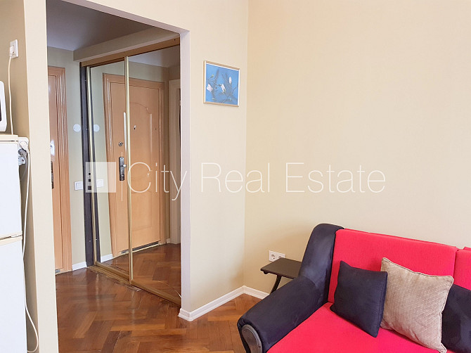 Šo dzīvokli izīrē pa diennaktīm (īstermiņa īre), īres cena sludinājumā norādīta par Rīga - foto 9